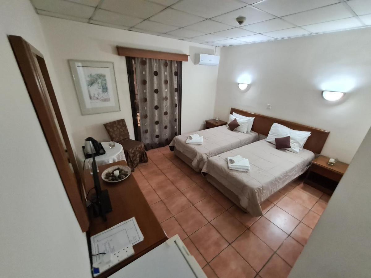 לימסול Metropole Hotel מראה חיצוני תמונה